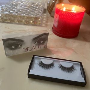 Huda Beauty Samantha Lashes #7